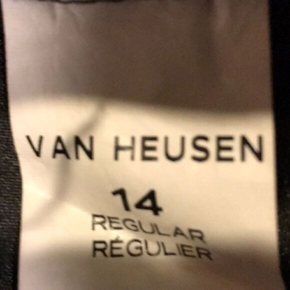 BOYS SIZE 14 VAN HEUSEN DRESS PANTS! - Picture 3 of 5